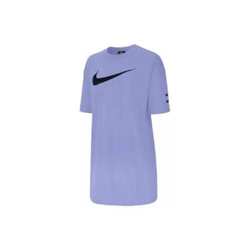 Nike Women shorts-Sleeved Dress