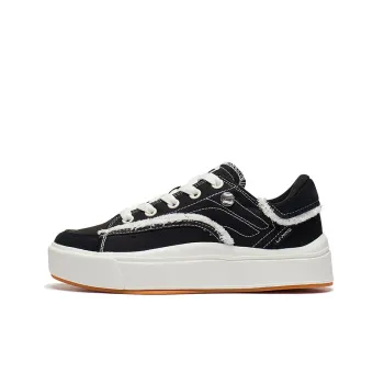 LiNing Comfy Slip Resistant, Abrasion Resistant, Lightweight Low Top Skateboard Shoes Women's Black White
