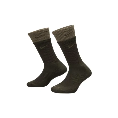 Nike Unisex Mid-Calf Socks