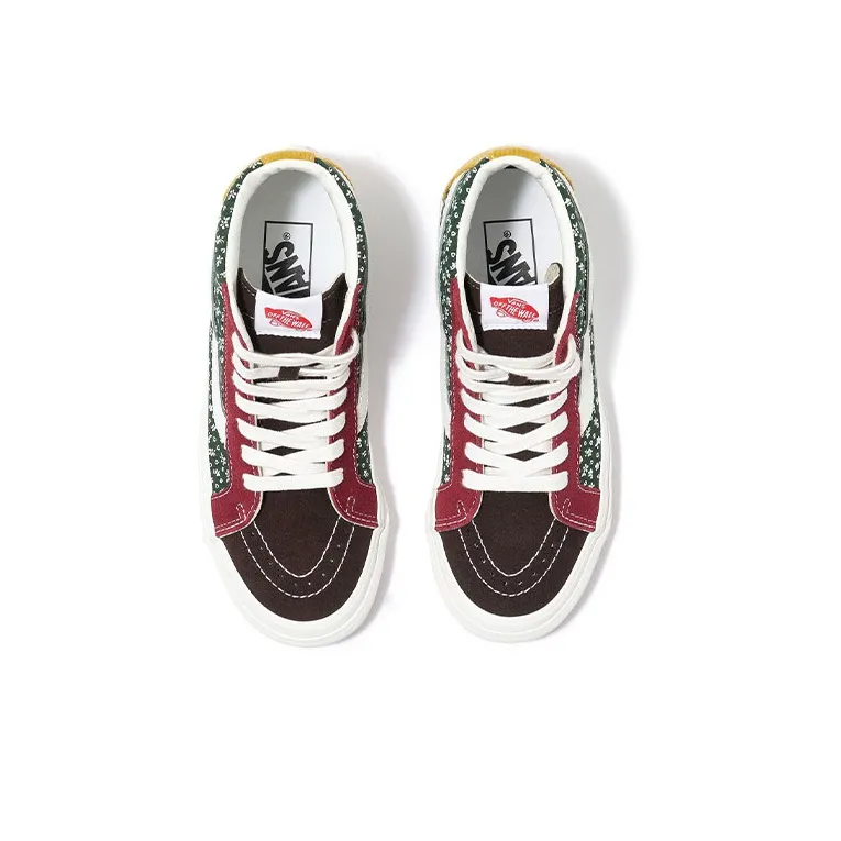 Vans Style 38 Cozy Skateboarding Shoes Unisex Green Red-1