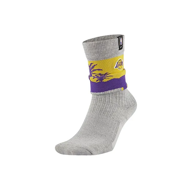 Nike Unisex Mid-Calf Socks-1