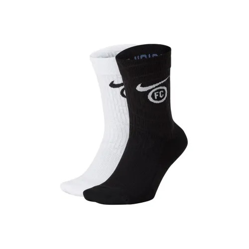 Nike Unisex Mid-Calf Socks