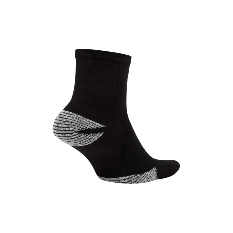 Nike Mid Calf Socks Unisex 1 Pack Black-1