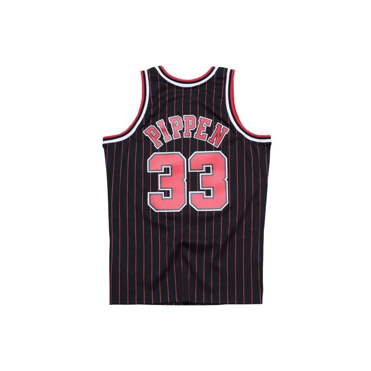 Mitchell & Ness Chicago Bulls Alternate 1995 96 Scottie Pippen Swingman Jersey-1