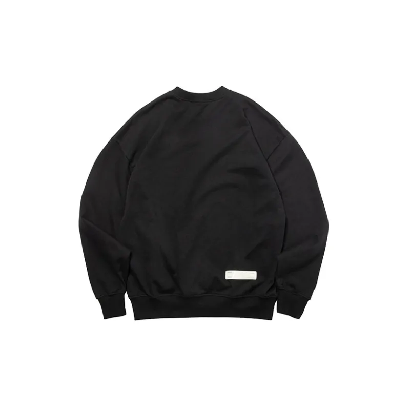 ROARINGWILD Ponpom Sweatshirt Unisex Black-1