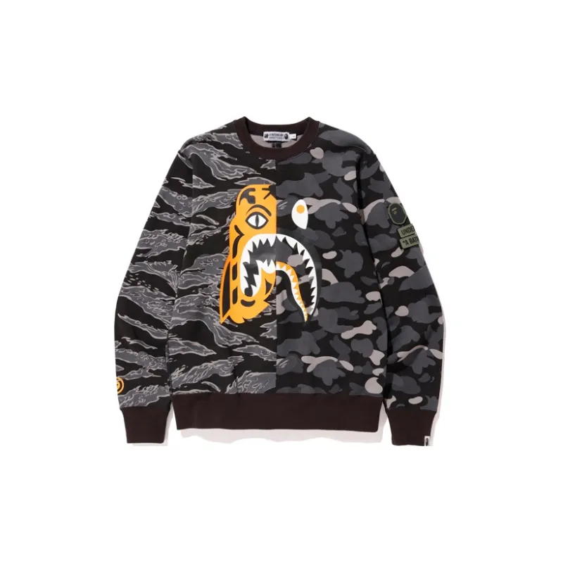 Camo Track Jacket X Undefeated Tiger Shark Half Crewneck XL  