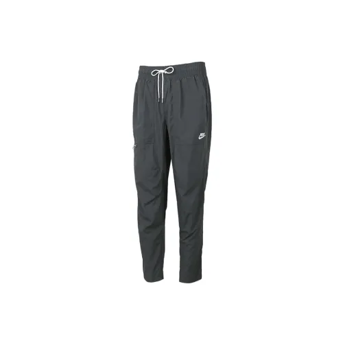 Nike Male Cargo Pants