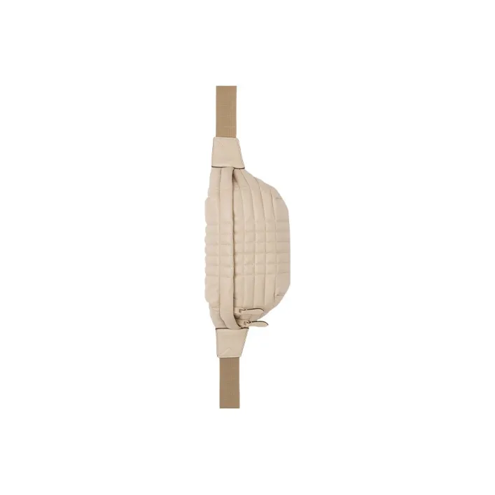 Burberry Sheepskin Fanny Pack, Chest Bag, Shoulder Bag Men's Light Yellow Umber Beige-3