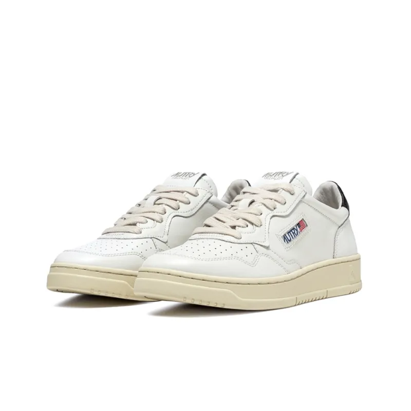 AUTRY Medalist Leather Low White Black Tab Women's-1