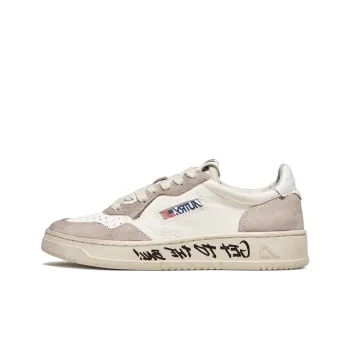 AUTRY Medalist Leather Low Lettering 'Get Out The Ball Beige'