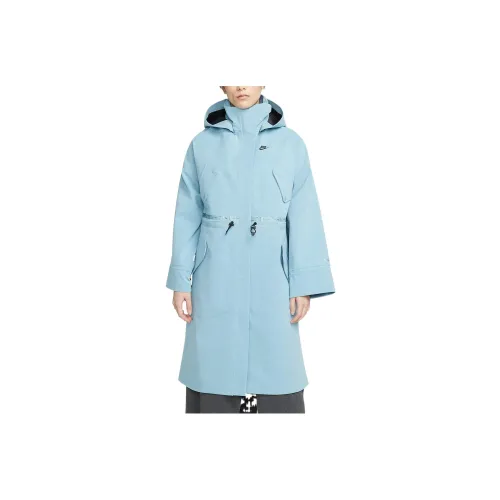 Nike SPORTSWEAR TECH PACK Coats Women's Blue