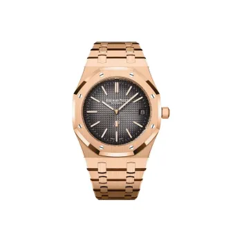 AUDEMARS PIGUET 2016 Pre owned Royal Oak Jumbo 39mm
