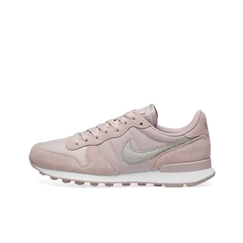 Nike Internationalist Casual Shoes Women's Low-Top Pink/Silver