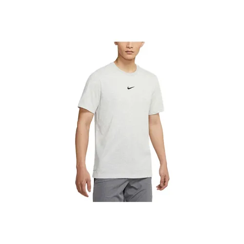 Nike T-Shirts Men Gray