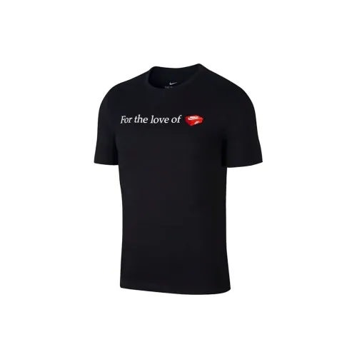 Nike SPORTSWEAR TECH PACK T-Shirts Men