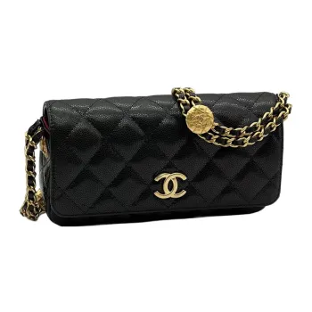 CHANEL Shoulder Bags