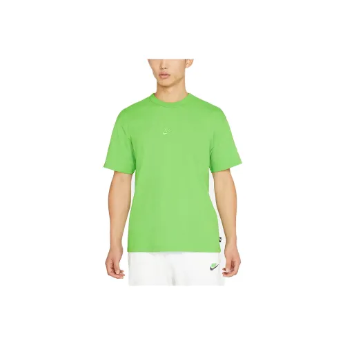 Nike T-Shirts Men Bright Green