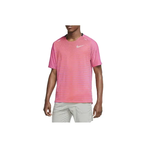 Nike T-Shirts Men Pink