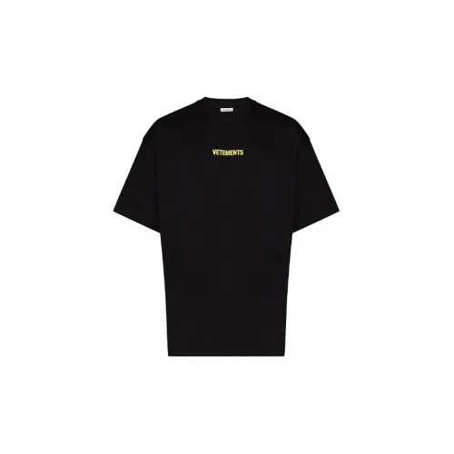 Vetements T-Shirts Men Black