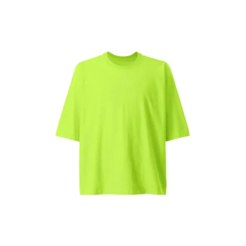 Homme Plissé Issey Miyake T-Shirts Men Bright Green