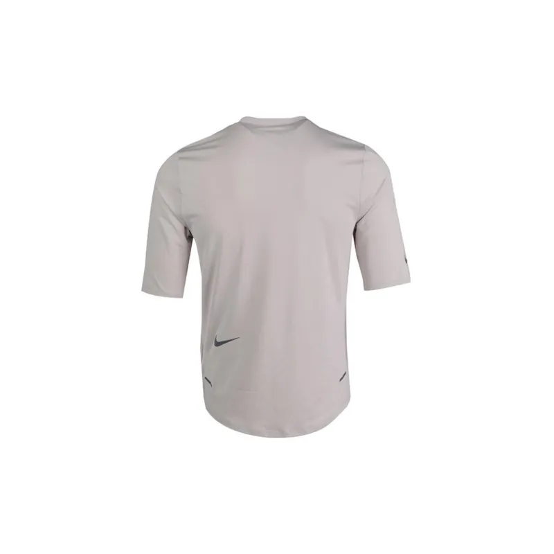 Nike T Shirts Men Khaki-1