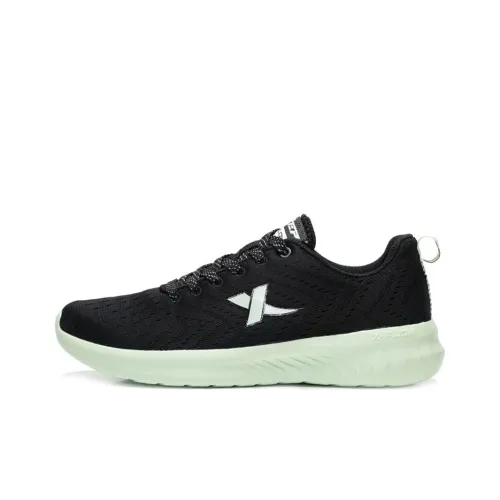 XTEP Running Shoes Men Low-Top Black/Jelly Green