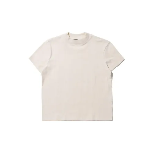 Levis T-Shirts Women's Apricot Cream