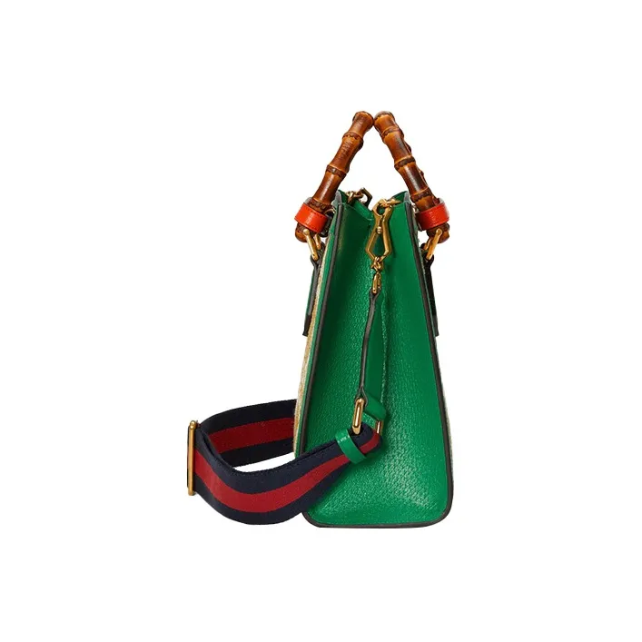 GUCCI Diana Handbags-4