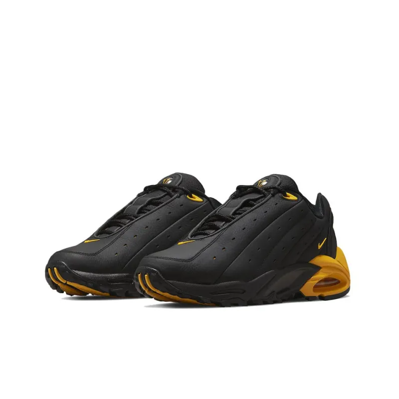 Nike X Nocta Drake Hot Step Air Terra 'Black University Gold'-2