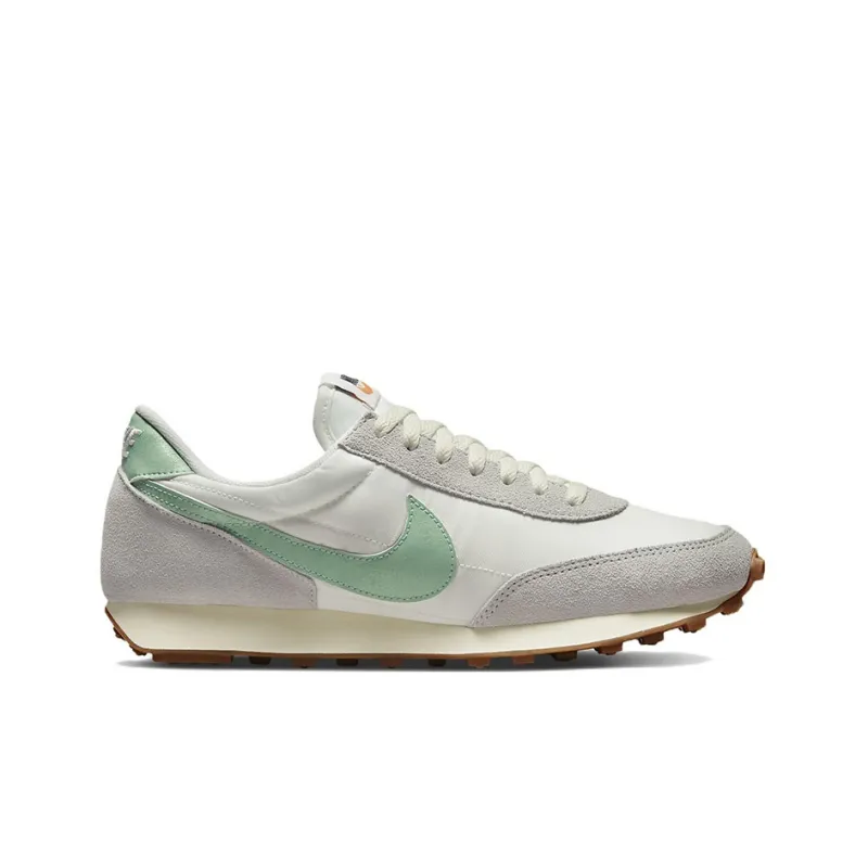 Nike Daybreak Se Enamel Green Women's-1
