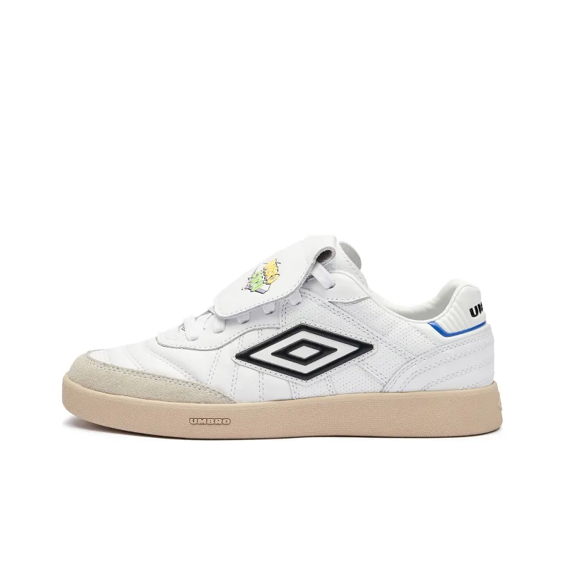 Umbro Anti Slip And Wear Resistant Lightweight Low Top Skateboard Shoes Women's Velvet White-0