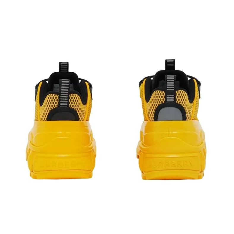 Burberry Arthur Yellow Black-4