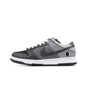 Nike Sb Dunk Low Lunar Eclipse East