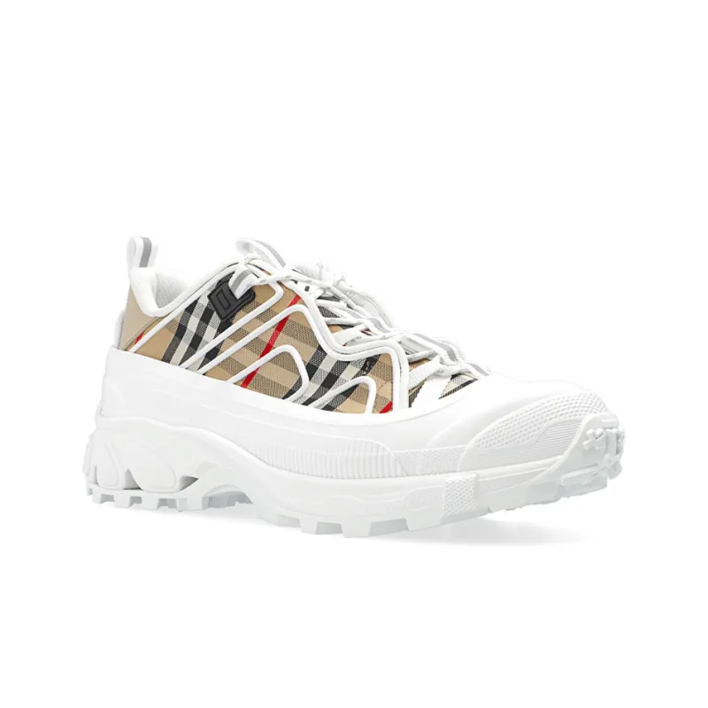 Burberry Arthur Vintage Check White-1