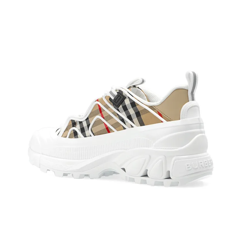 Burberry Arthur Vintage Check White-2