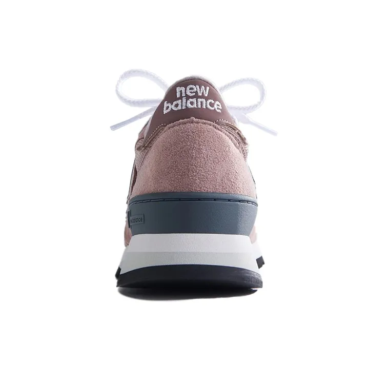 New Balance 990v1 Kith Dusty Rose Without Socks-4