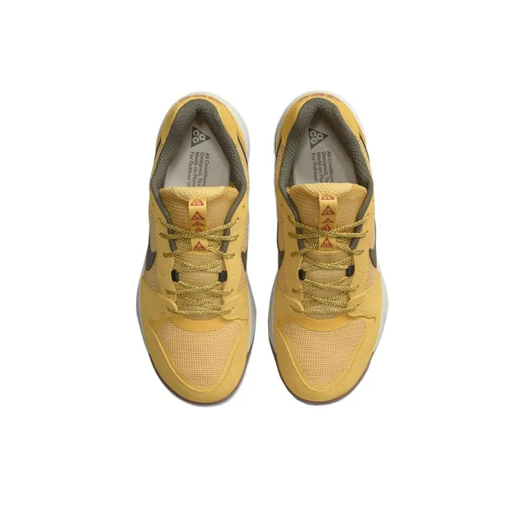 Nike Acg Lowcate Solar Flare-3