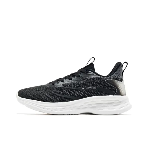 Erke Running Shoes Men Low-Top Jet Black/Oak White