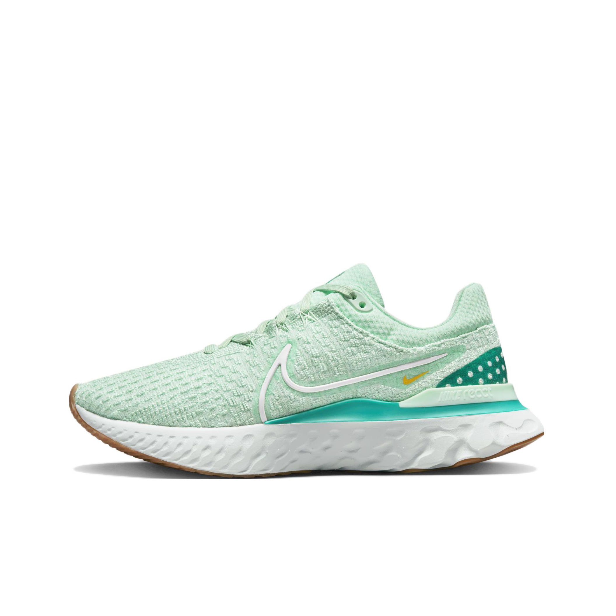 Nike womens shoes memory foam best sale