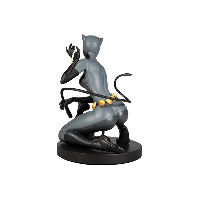 McFARLANE 1 6 Catwoman McFarlane DC Direct Stanley Lau Statues 26.6cm-1