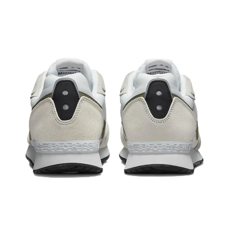 Nike Venture Runner 'White Medium Olive'-4
