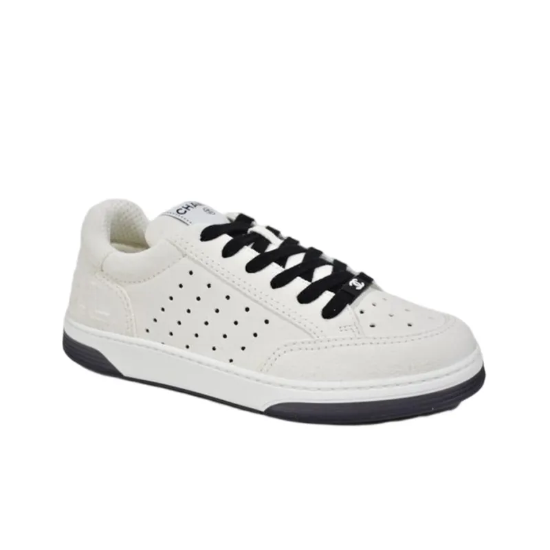 CHANEL Low Top Stylish Skateboarding Shoes Women's White-2