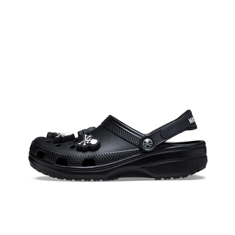 Crocs Classic Clog Mastermind Black-0