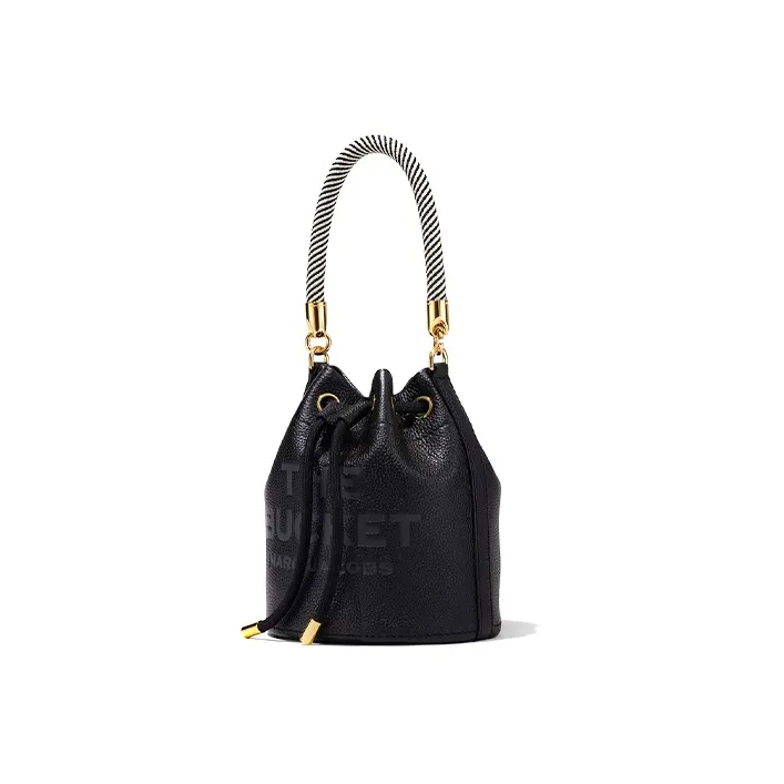 MARC JACOBS The Leather Bucket Bag Black-1