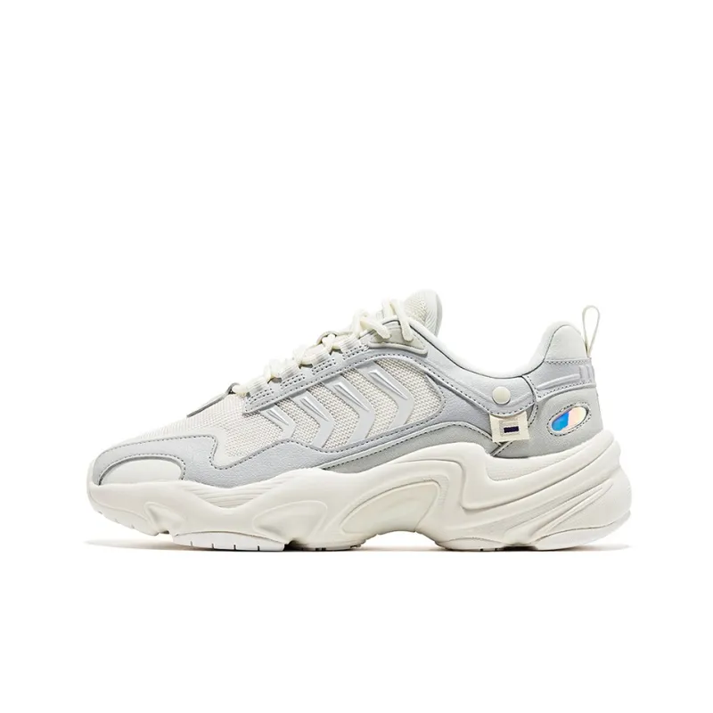 Erke Seeking Light Low-Top Running Shoes Women's White Gray-0