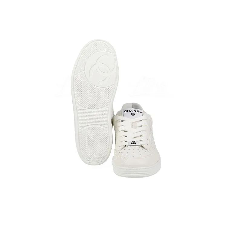 CHANEL 22P Collection Low Top Stylish Skateboarding Shoes Women's White-4