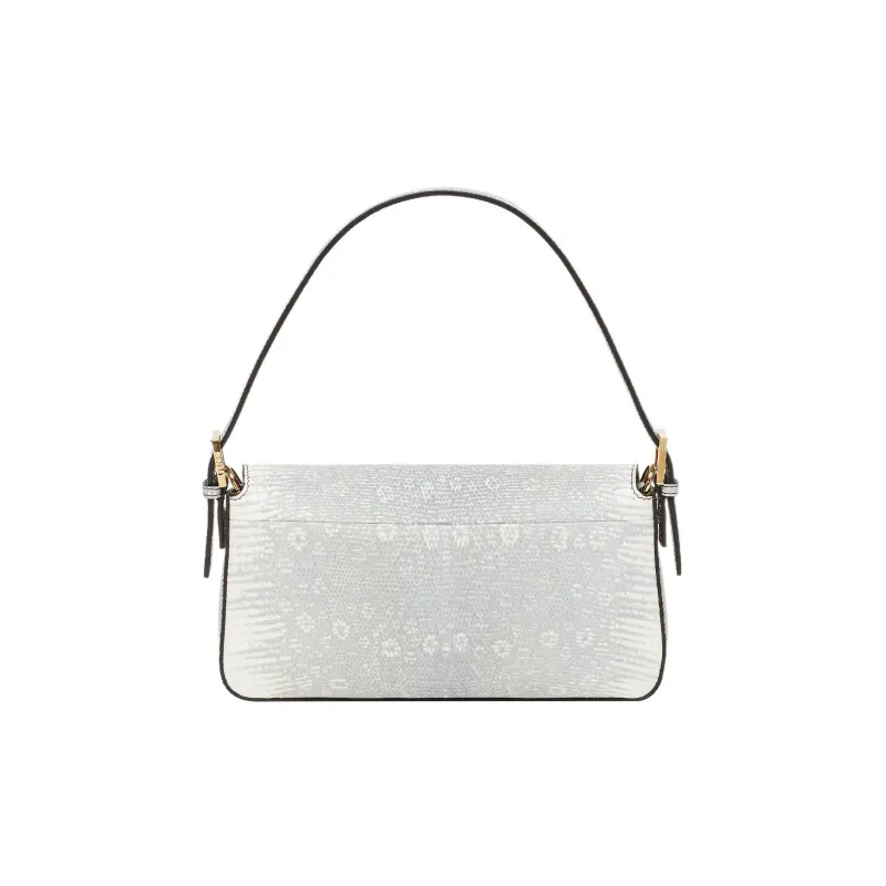 FENDI Baguette Shoulder Bags-2