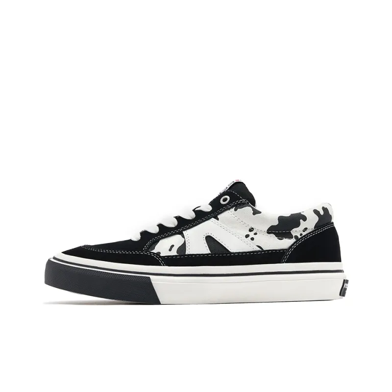 Vision Street Wear Stick Low Top Skateboard Shoes Unisex Black White Cow Pattern-0