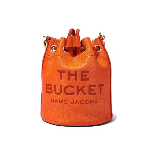 MARC JACOBS The Bucket Bag