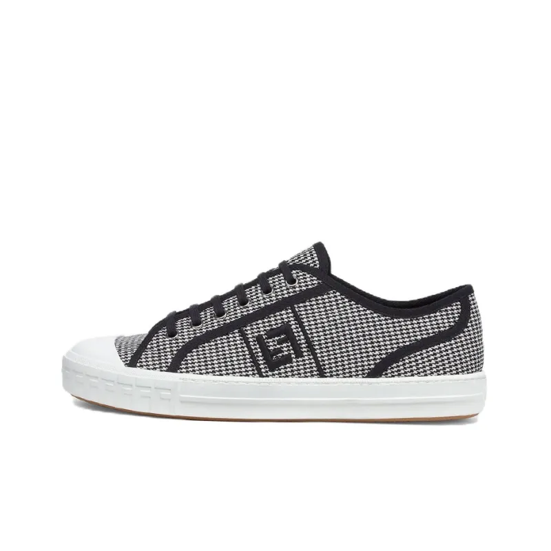 FENDI Domino Low Top Stylish Skateboarding Shoes Men's Black White-0